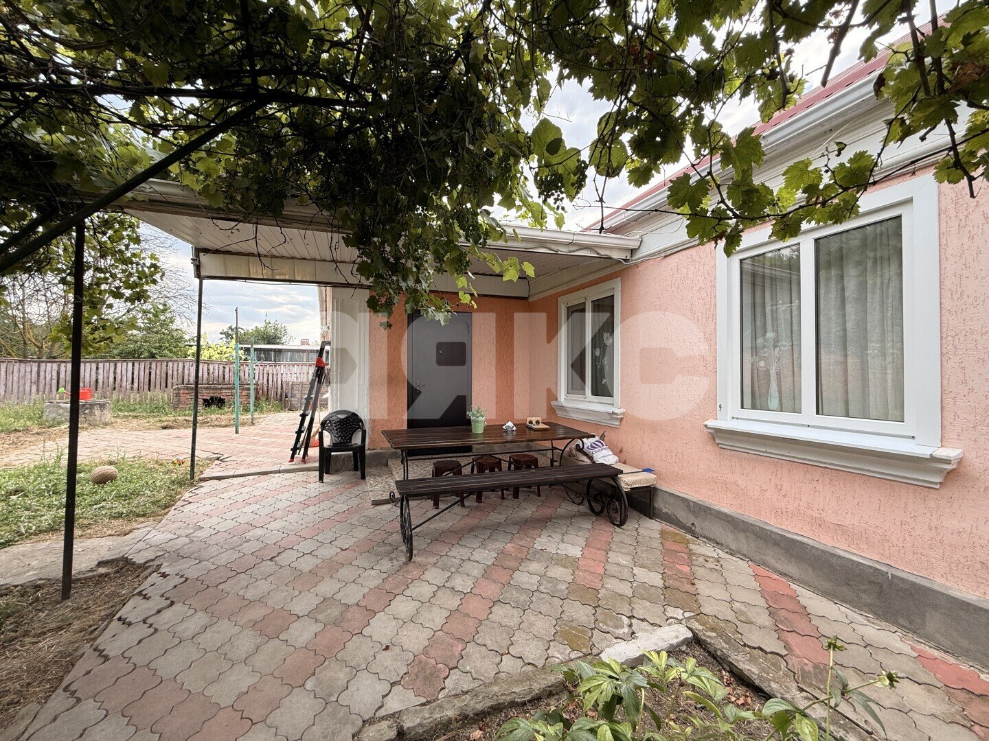 Фото №3: Дом <span class="whitespace-nowrap">71 м²</span> <span class="whitespace-nowrap">+ 14.8 сот.</span>, <span class="whitespace-nowrap">1 эт.</span> - Дядьковская, ул. Чернышевского, 37