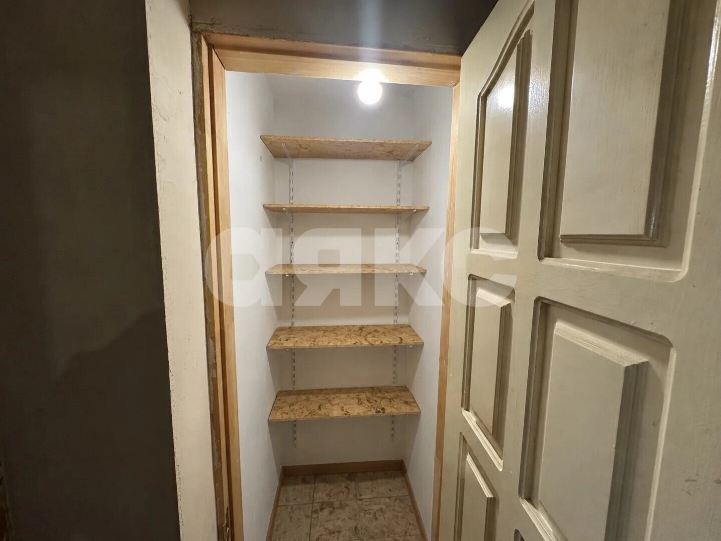 Фото №5: 2-комнатная квартира <span class="whitespace-nowrap">42 м²</span>, <span class="whitespace-nowrap">2/5 эт.</span> - Мариуполь, р. Приморский, пр-кт Строителей, 50/18