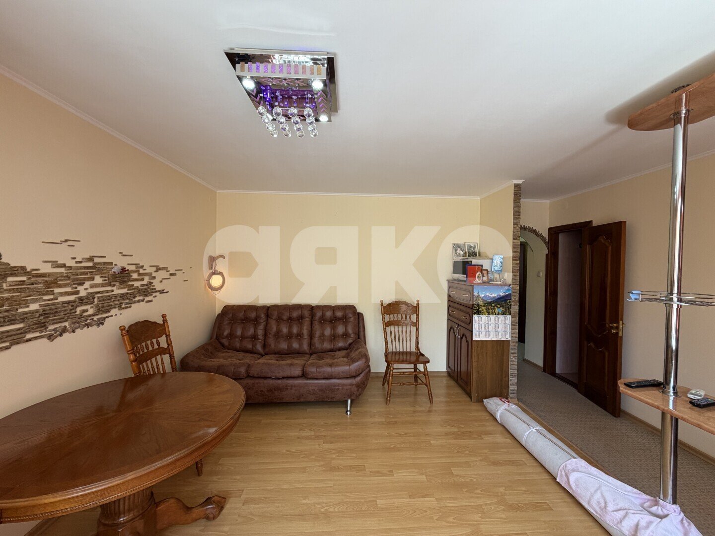 Фото №10: 2-комнатная квартира <span class="whitespace-nowrap">52 м²</span>, <span class="whitespace-nowrap">1/2 эт.</span> - Кореновск, мкр. 2-й квартал, ул. Ленина, 116