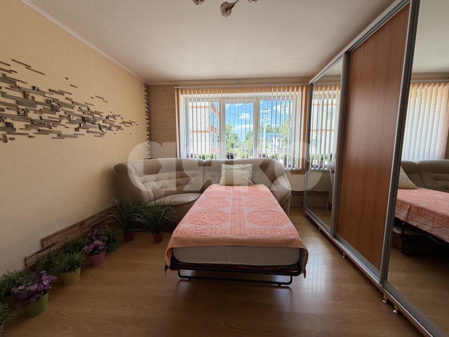 Фото №6: 2-комнатная квартира <span class="whitespace-nowrap">52 м²</span>, <span class="whitespace-nowrap">1/2 эт.</span> - Кореновск, мкр. 2-й квартал, ул. Ленина, 116