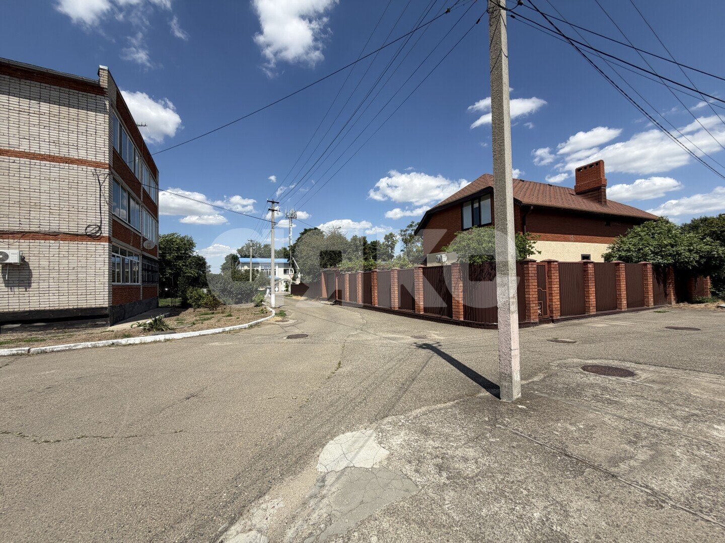 Фото №32: 2-комнатная квартира <span class="whitespace-nowrap">52 м²</span>, <span class="whitespace-nowrap">1/2 эт.</span> - Кореновск, мкр. 2-й квартал, ул. Ленина, 116
