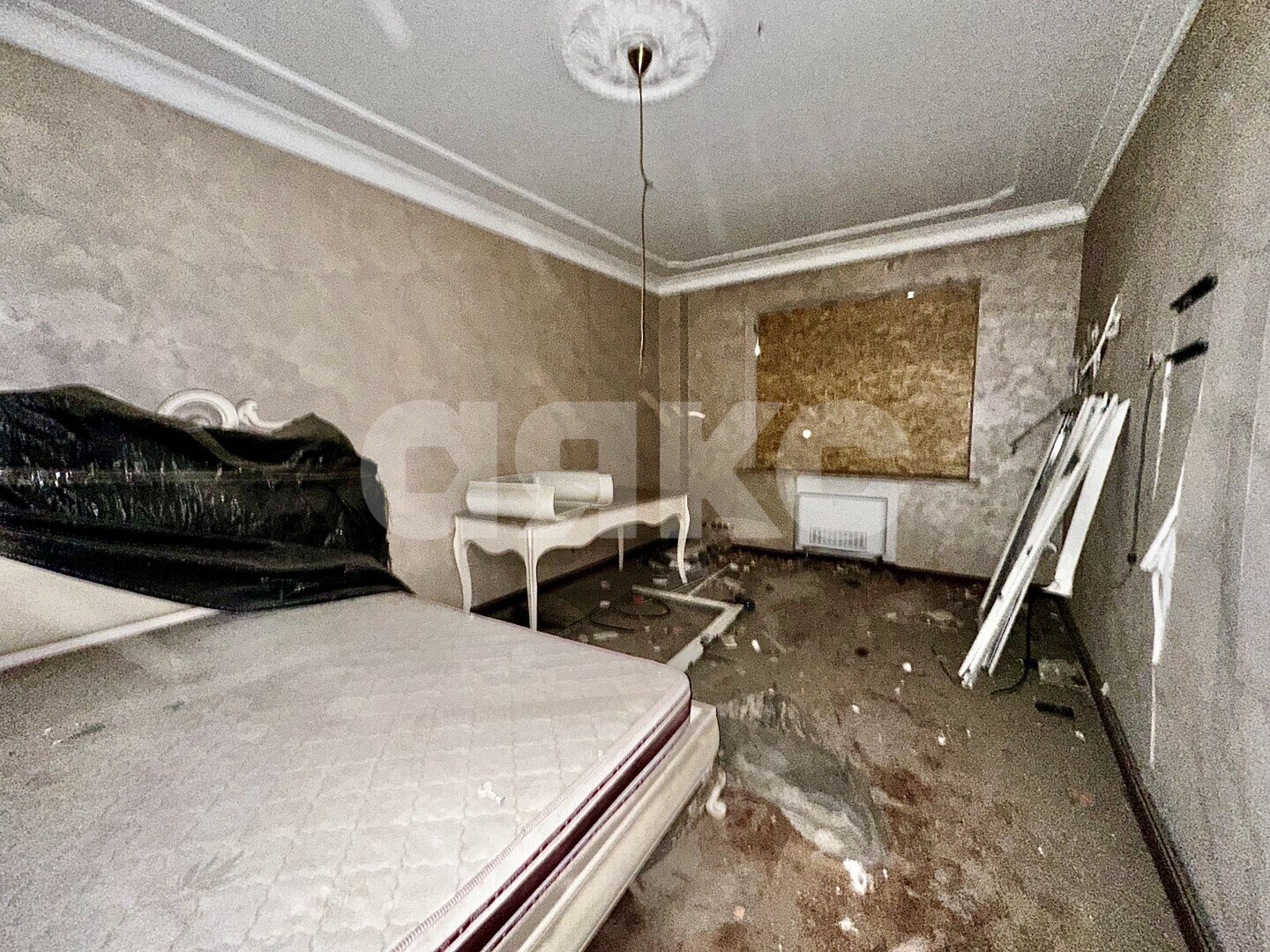 Фото №7: 3-комнатная квартира <span class="whitespace-nowrap">203 м²</span>, <span class="whitespace-nowrap">5/10 эт.</span> - Мариуполь, р. Жовтневый, пр-кт Строителей, 110
