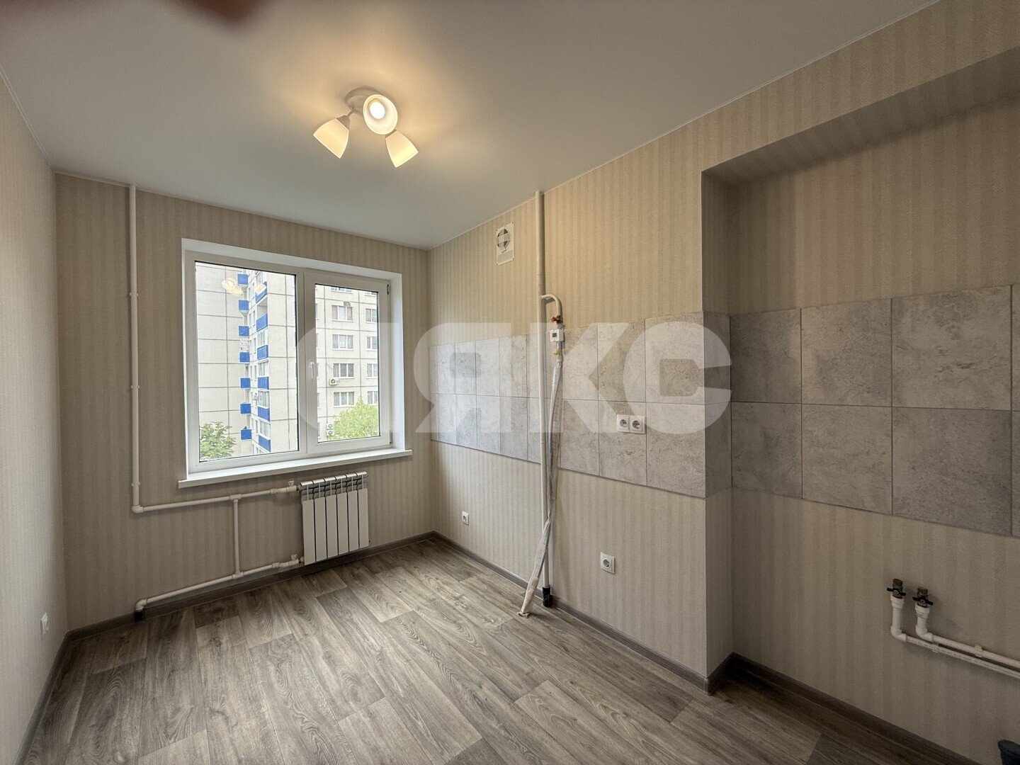 Фото №7: 3-комнатная квартира <span class="whitespace-nowrap">57 м²</span>, <span class="whitespace-nowrap">5/9 эт.</span> - Мариуполь, Левобережный, мкр. Азовский, пр-кт Победы, 112