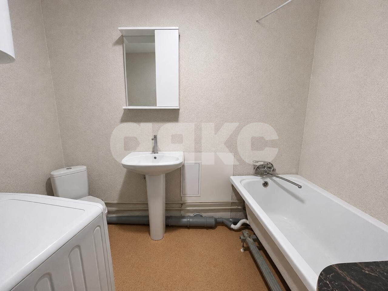 Фото №5: 3-комнатная квартира <span class="whitespace-nowrap">55 м²</span>, <span class="whitespace-nowrap">5/9 эт.</span> - Мариуполь, р. Жовтневый, пр-кт Ленина, 133