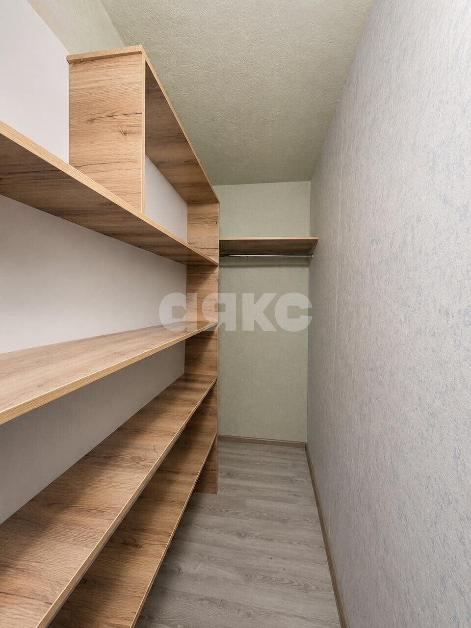 Фото №5: 1-комнатная квартира <span class="whitespace-nowrap">36 м²</span>, <span class="whitespace-nowrap">2/9 эт.</span> - Мариуполь, р. Приморский, пр-кт Адмирала Лунина, 9А