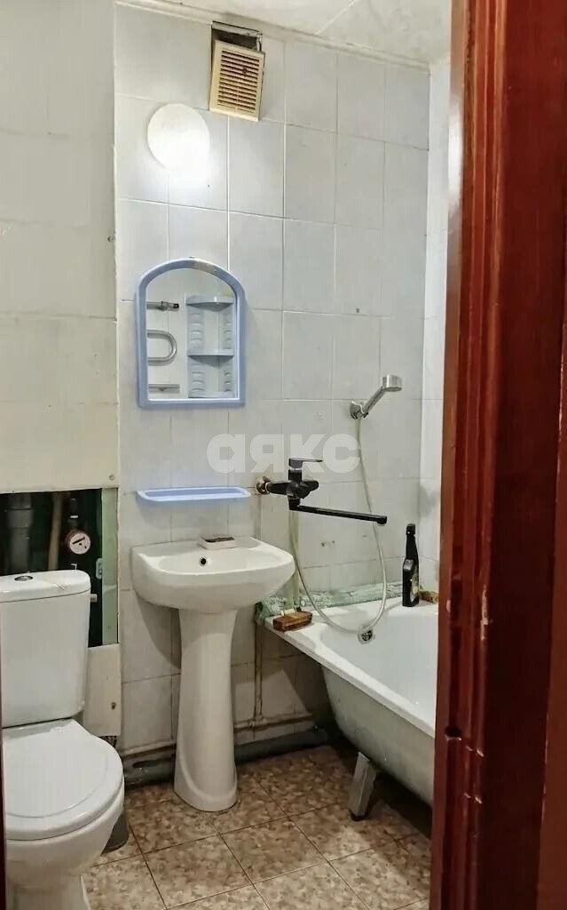 Фото №5: 1-комнатная квартира <span class="whitespace-nowrap">31 м²</span>, <span class="whitespace-nowrap">2/5 эт.</span> - Мариуполь, р. Жовтневый, б-р Богдана Хмельницкого, 29