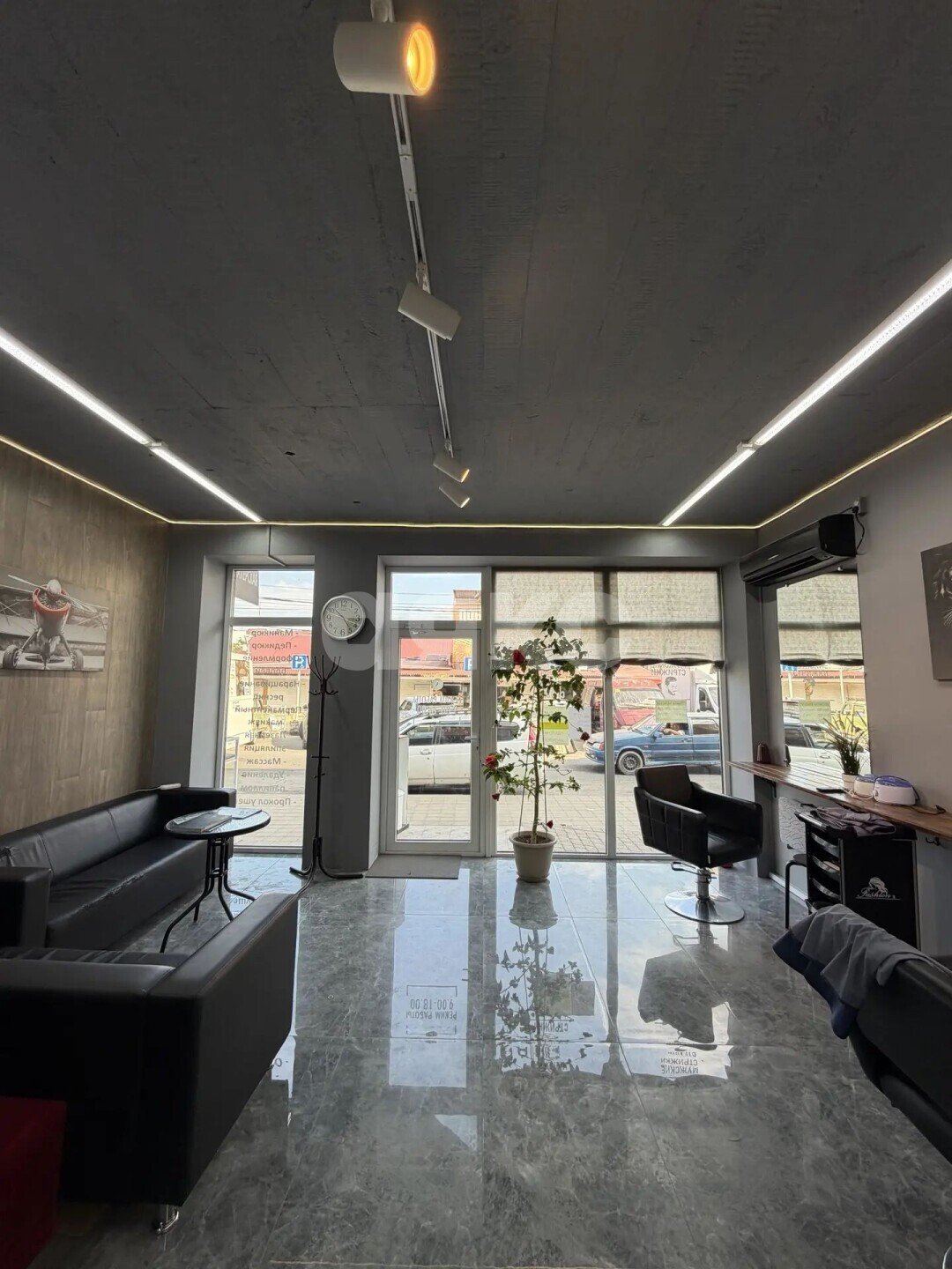 Фото №6: Коммерция <span class="whitespace-nowrap">211 м²</span>, <span class="whitespace-nowrap">1/2 эт.</span> - Анапа, ул. Промышленная, 13В