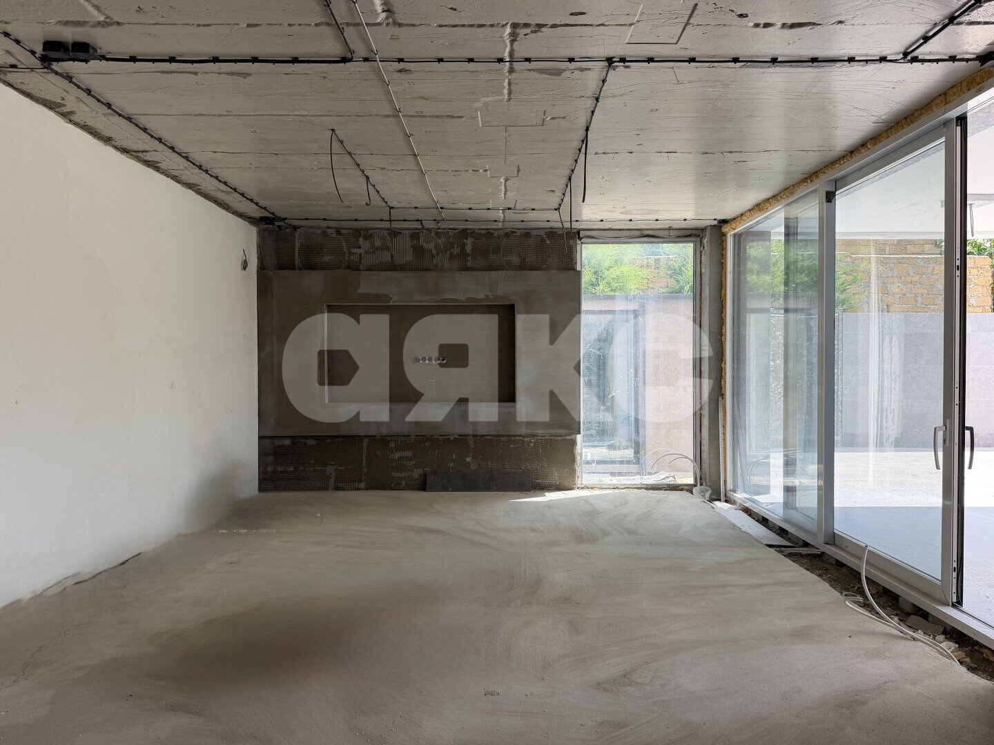 Фото №4: Дом <span class="whitespace-nowrap">399 м²</span> <span class="whitespace-nowrap">+ 5.57 сот.</span>, <span class="whitespace-nowrap">2 эт.</span> - Супсех, ул. Тургенева