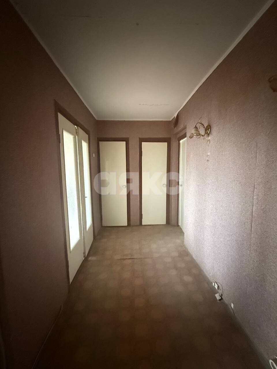 Фото №7: 2-комнатная квартира <span class="whitespace-nowrap">52 м²</span>, <span class="whitespace-nowrap">8/9 эт.</span> - Мариуполь, Жовтневый, Западный, мкр. 22-й, б-р Шевченко, 307