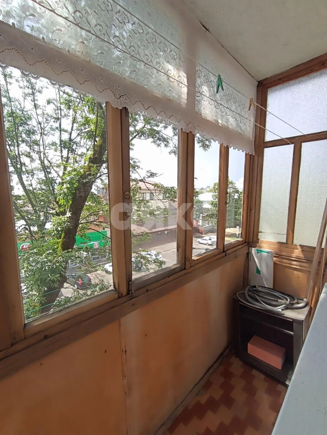 Фото №10: 4-комнатная квартира <span class="whitespace-nowrap">67 м²</span>, <span class="whitespace-nowrap">4/5 эт.</span> - Майкоп, мкр. Центр, ул. Ленина, 4
