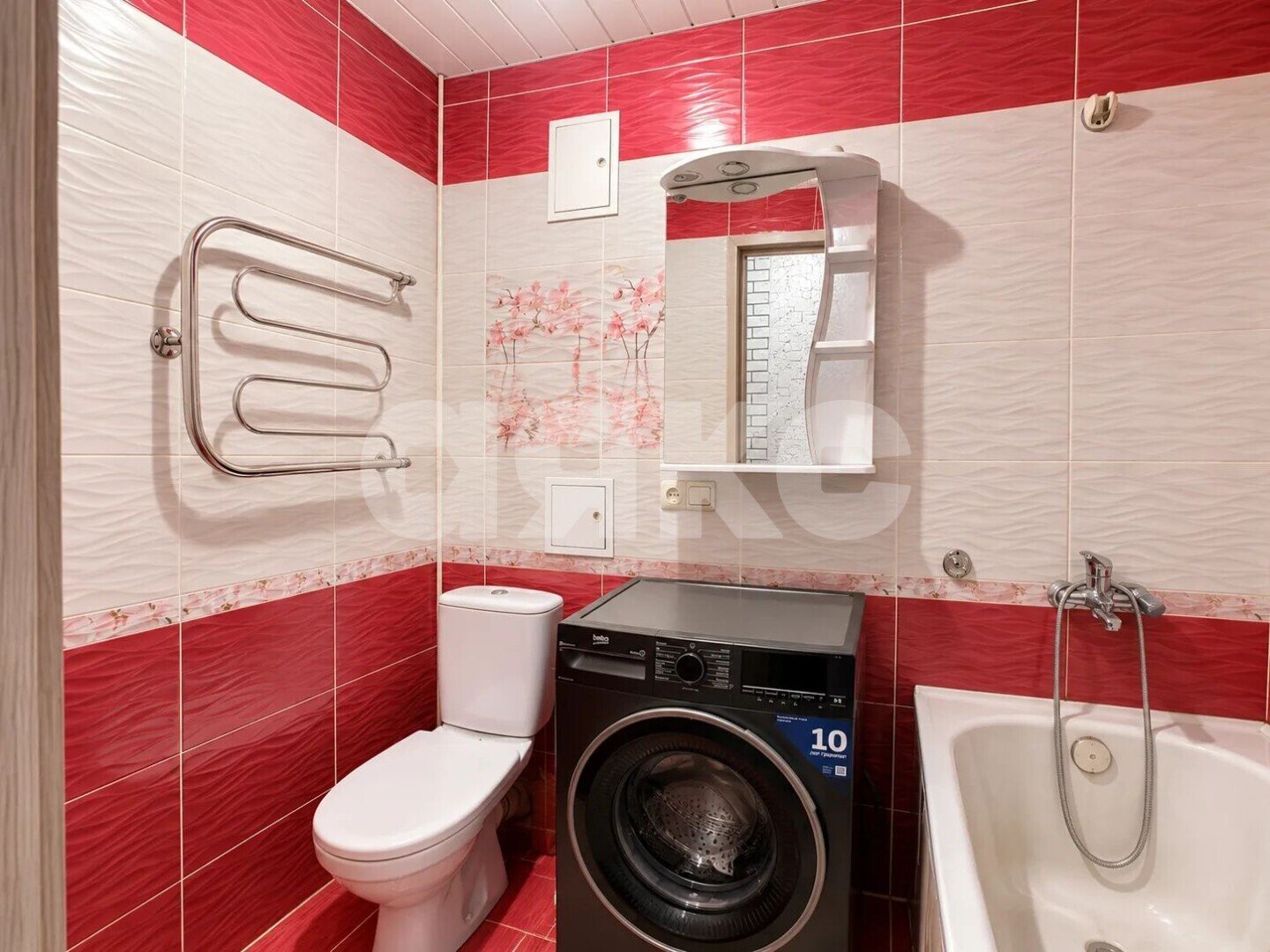 Фото №10: 3-комнатная квартира <span class="whitespace-nowrap">59 м²</span>, <span class="whitespace-nowrap">1/5 эт.</span> - Волгоград, Дзержинский, мкр. Жилгородок, ул. Колпинская, 18