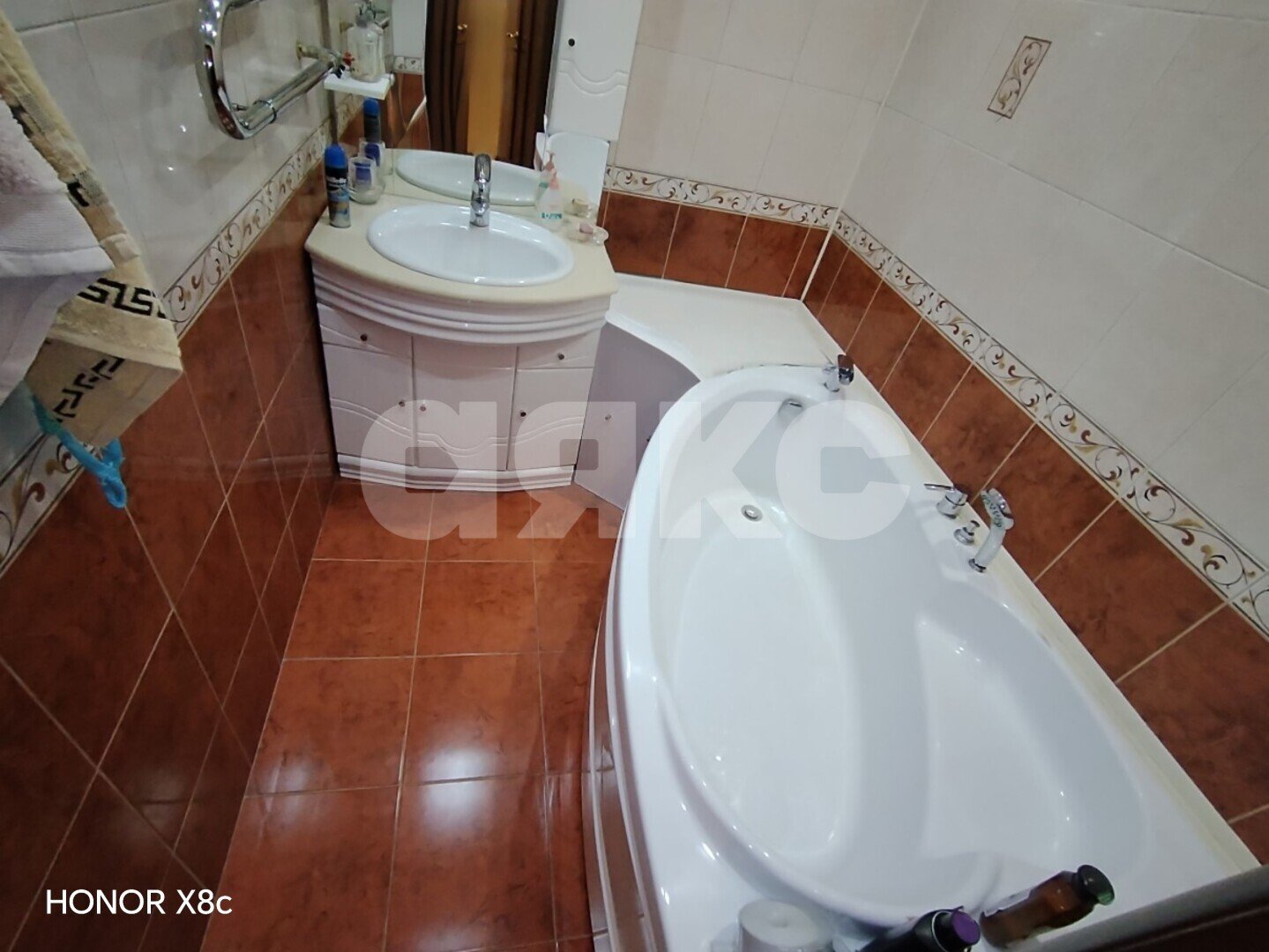 Фото №9: 3-комнатная квартира <span class="whitespace-nowrap">93 м²</span>, <span class="whitespace-nowrap">3/10 эт.</span> - Волгоград, р. Центральный, ул. Глазкова, 23