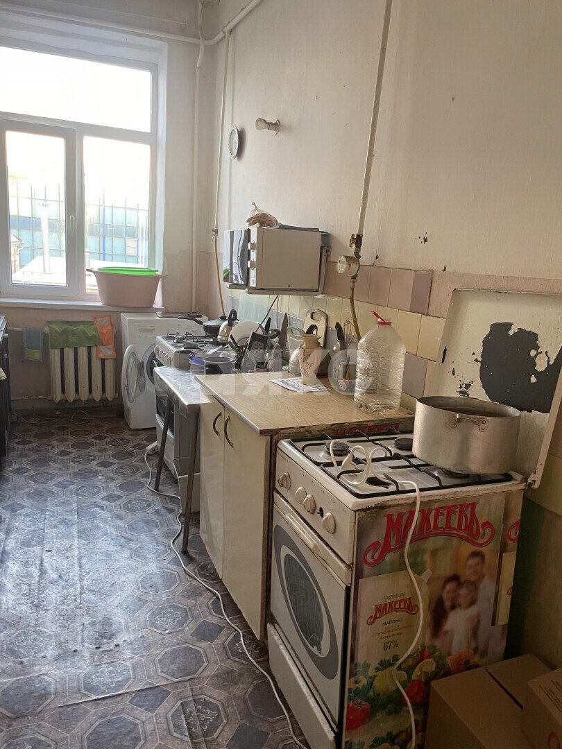 Фото №4: Комната <span class="whitespace-nowrap">100 м²</span>, <span class="whitespace-nowrap">2/2 эт.</span> - Армавир, мкр. Комсомольский, ул. Тургенева, 132
