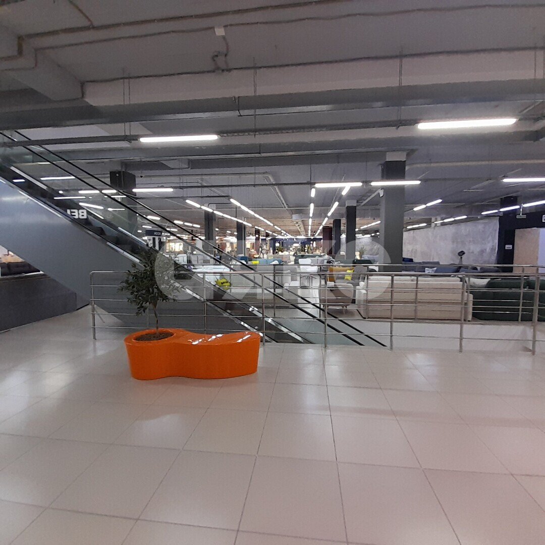 Фото №12: Коммерция <span class="whitespace-nowrap">200 м²</span>, <span class="whitespace-nowrap">2/2 эт.</span> - Волгоград, р. Дзержинский, пр-кт Маршала Жукова, 94