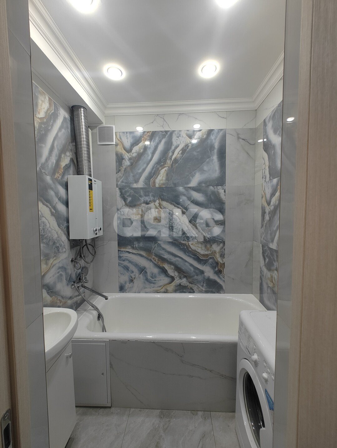 Фото №12: 2-комнатная квартира <span class="whitespace-nowrap">48 м²</span>, <span class="whitespace-nowrap">1/4 эт.</span> - Волгоград, р. Центральный, ул. Советская, 12