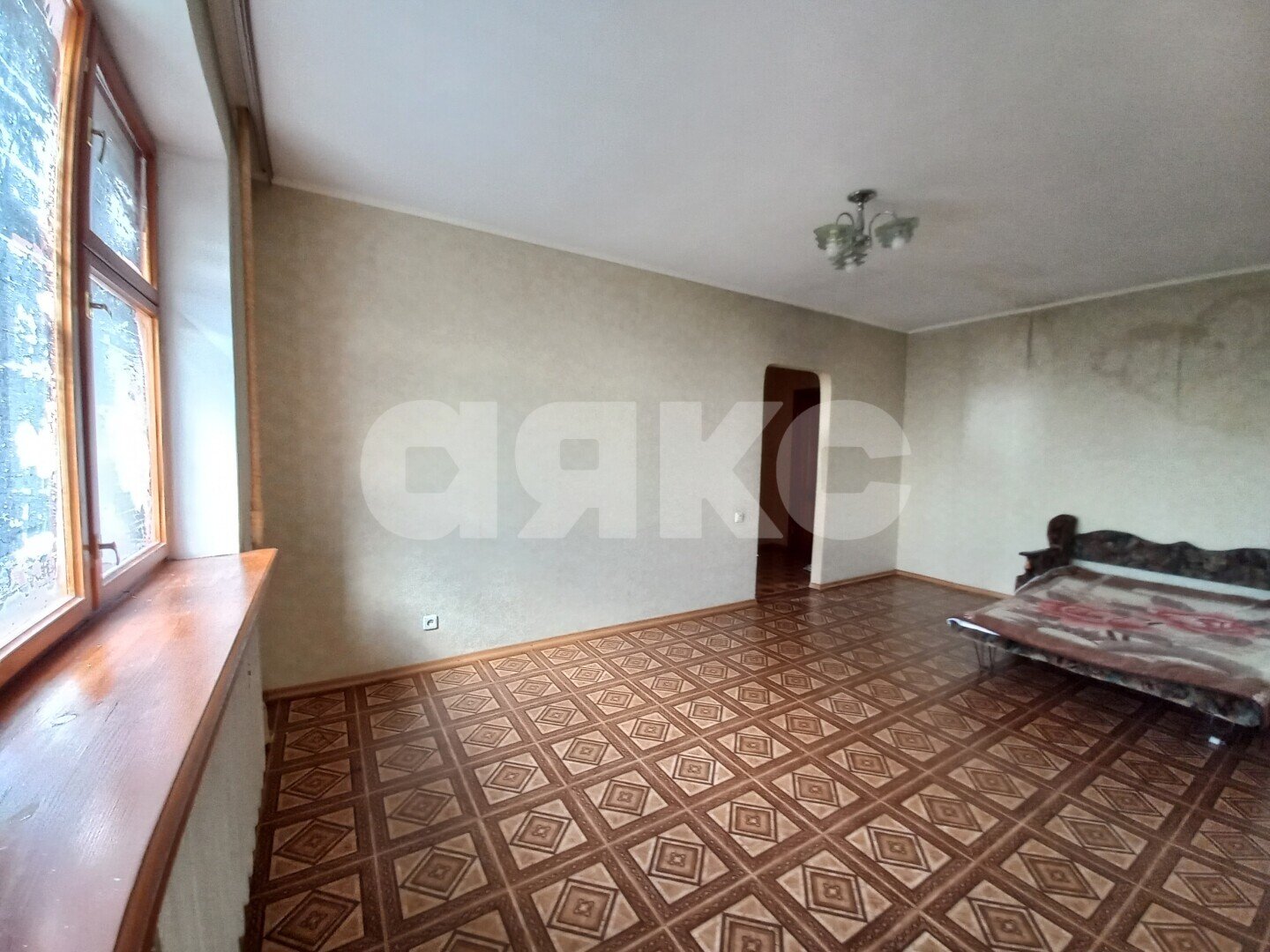 Фото №5: 1-комнатная квартира <span class="whitespace-nowrap">36 м²</span>, <span class="whitespace-nowrap">9/9 эт.</span> - Волгоград, р. Краснооктябрьский, ул. Маршала Ерёменко, 35