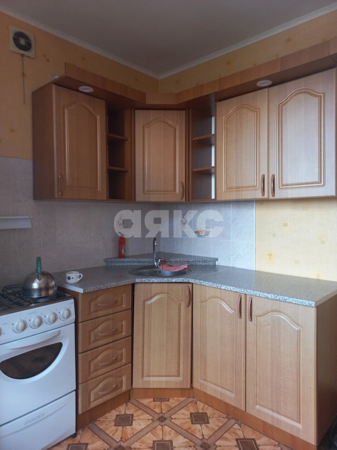 Фото №4: 1-комнатная квартира <span class="whitespace-nowrap">36 м²</span>, <span class="whitespace-nowrap">9/9 эт.</span> - Волгоград, р. Краснооктябрьский, ул. Маршала Ерёменко, 35