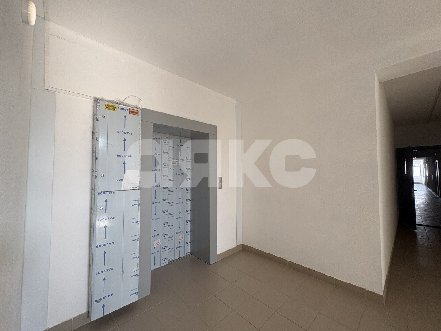Фото №9: 1-комнатная квартира <span class="whitespace-nowrap">24 м²</span>, <span class="whitespace-nowrap">7/7 эт.</span> - Волгоград, Краснооктябрьский, СНТ Монолит, мкр. ЖК На Матросова, ул. Ломоносова, 85