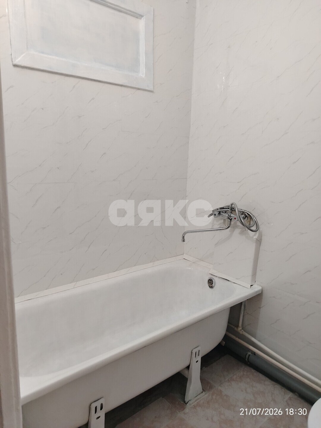 Фото №9: 1-комнатная квартира <span class="whitespace-nowrap">30 м²</span>, <span class="whitespace-nowrap">4/5 эт.</span> - Волгоград, Дзержинский, 135-й, мкр. Жилгородок, ул. Восточно-Казахстанская, 16