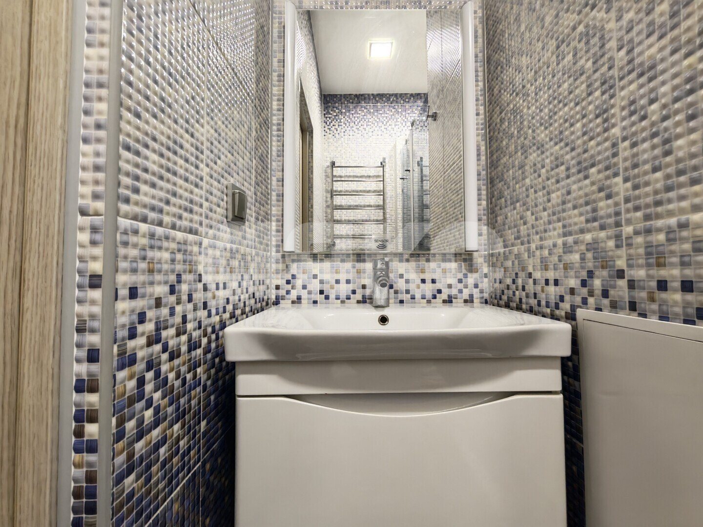 Фото №10: 1-комнатная квартира <span class="whitespace-nowrap">47 м²</span>, <span class="whitespace-nowrap">8/8 эт.</span> - Геленджик, Толстый Мыс, мкр. ЖК Черноморский, ул. Крымская, 19к4