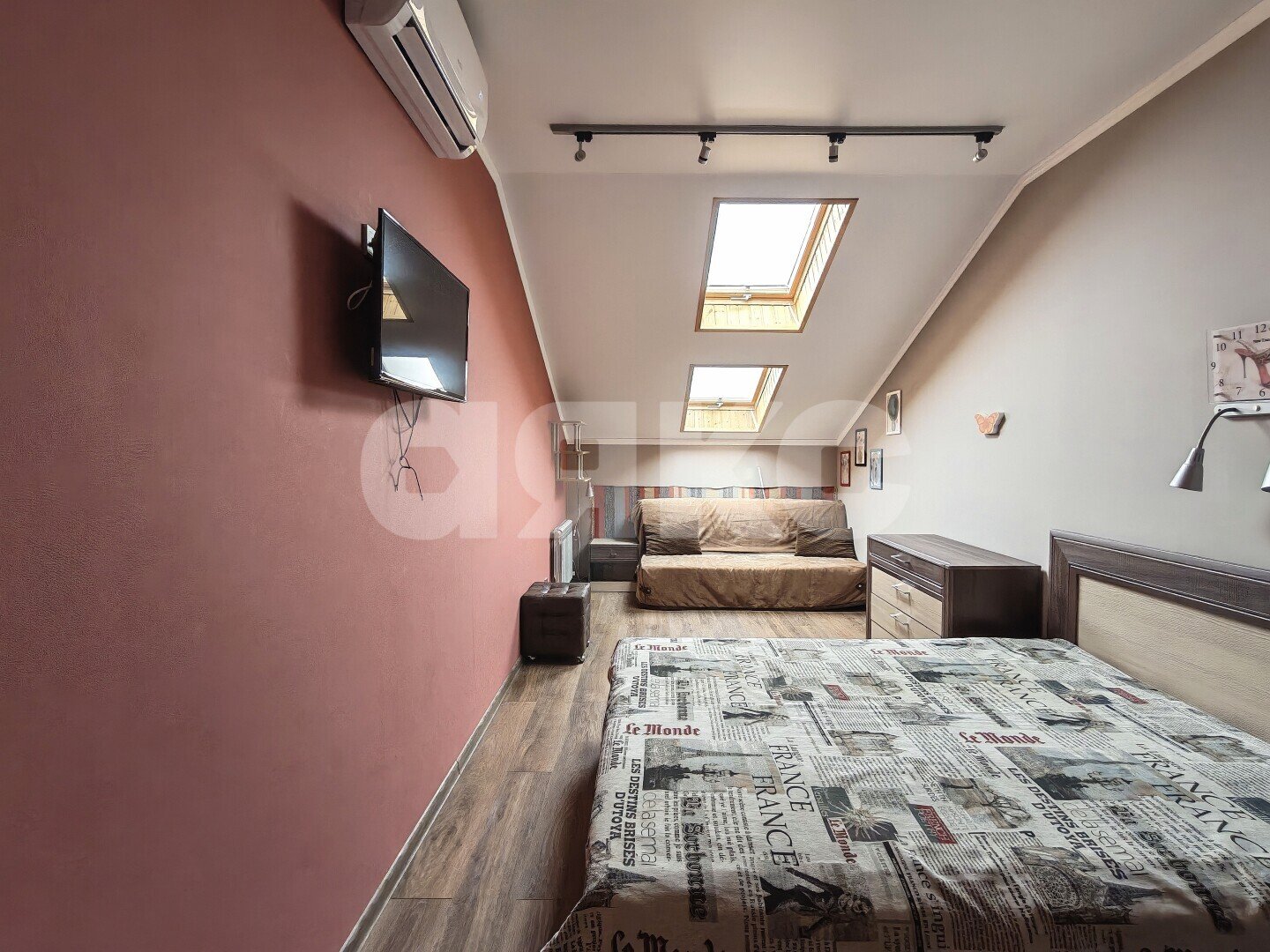 Фото №4: 1-комнатная квартира <span class="whitespace-nowrap">47 м²</span>, <span class="whitespace-nowrap">8/8 эт.</span> - Геленджик, Толстый Мыс, мкр. ЖК Черноморский, ул. Крымская, 19к4
