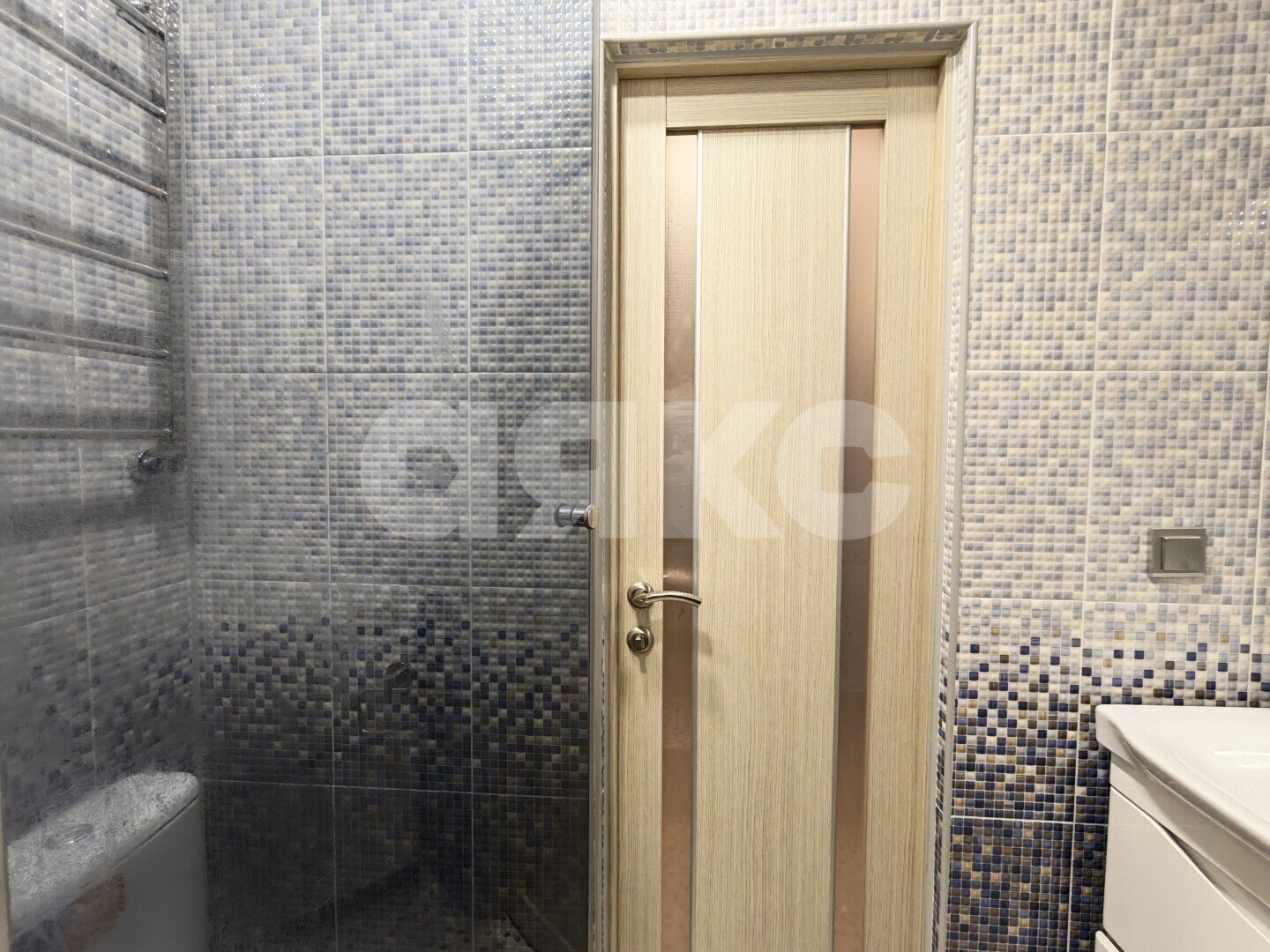 Фото №13: 1-комнатная квартира <span class="whitespace-nowrap">47 м²</span>, <span class="whitespace-nowrap">8/8 эт.</span> - Геленджик, Толстый Мыс, мкр. ЖК Черноморский, ул. Крымская, 19к4