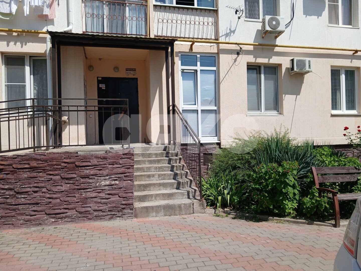 Фото №3: 1-комнатная квартира <span class="whitespace-nowrap">31 м²</span>, <span class="whitespace-nowrap">3/4 эт.</span> - Геленджик, квартал Южный, мкр. ЖК Столичный Квартал, ул. Дивноморская, 37к10