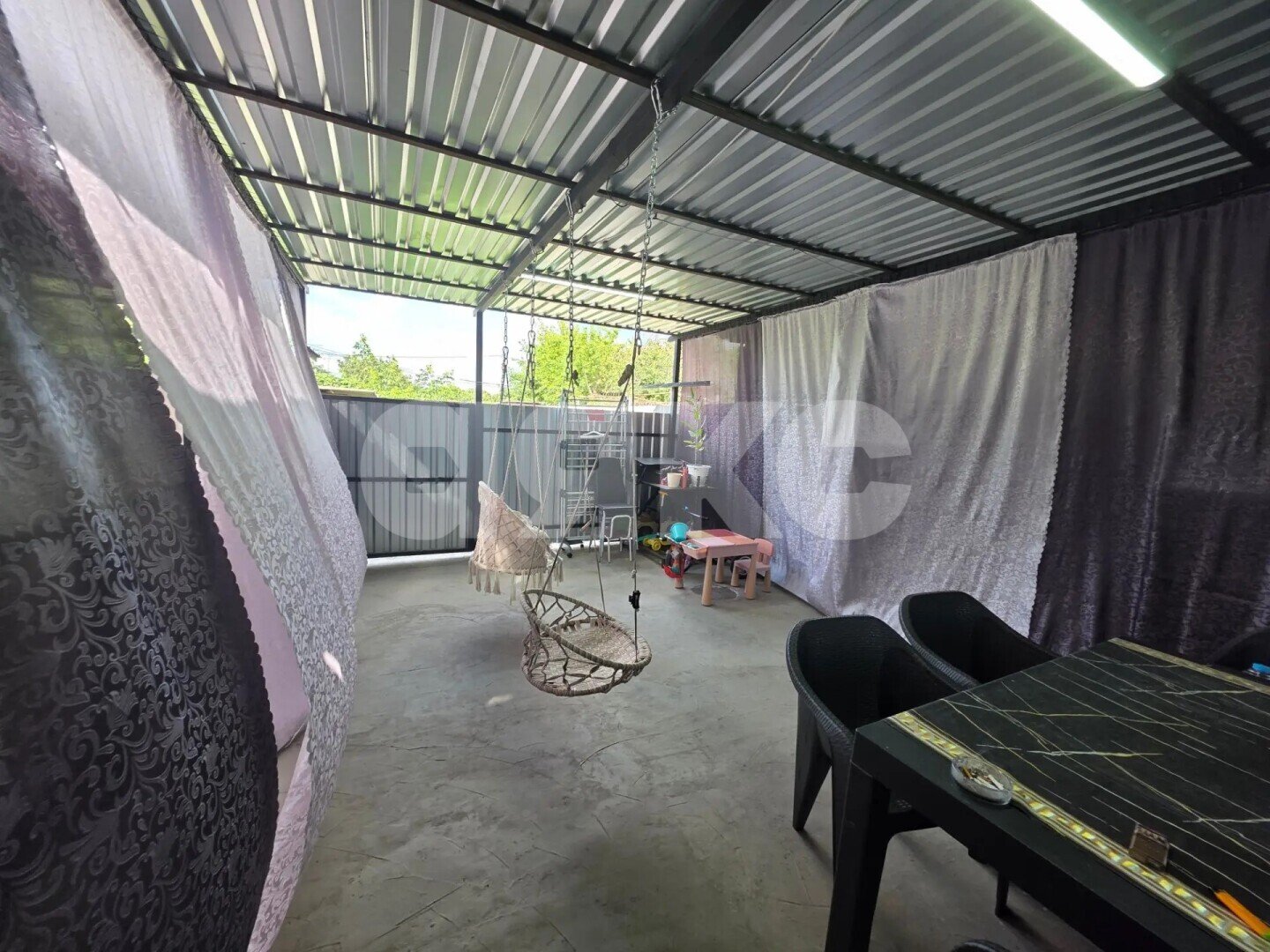 Фото №5: 2-комнатная квартира <span class="whitespace-nowrap">37 м²</span>, <span class="whitespace-nowrap">1/1 эт.</span> - Марьинский, ул. Мира, 16