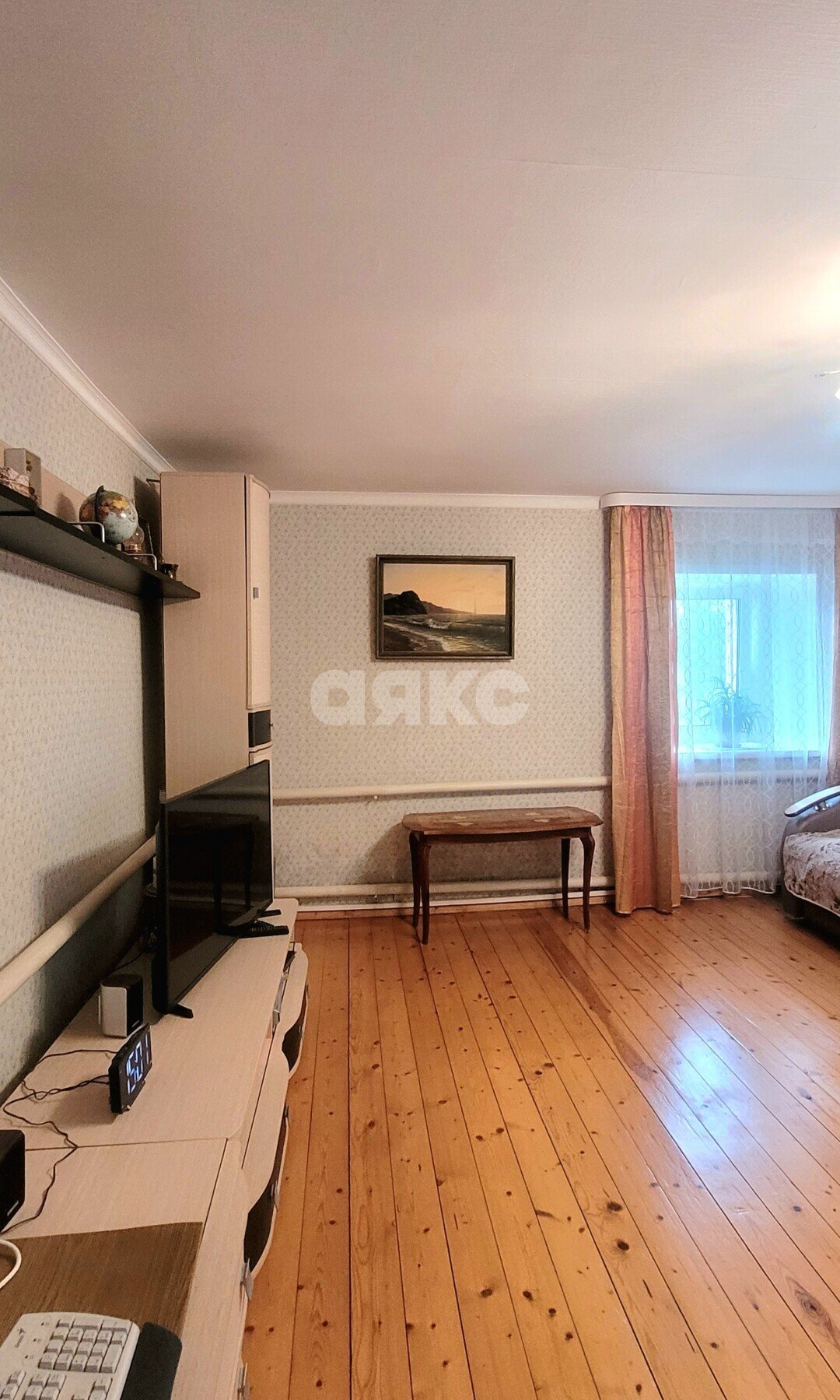 Фото №5: Дом <span class="whitespace-nowrap">61 м²</span> <span class="whitespace-nowrap">+ 25 сот.</span>, <span class="whitespace-nowrap">1 эт.</span> - Большой Хомутец, ул. Центральная