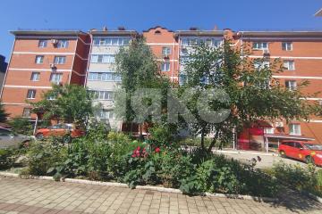 Фото №1: 3-комнатная квартира <span class="whitespace-nowrap">77 м²</span>, <span class="whitespace-nowrap">5/5 эт.</span> - Горячий Ключ, мкр. Администрация, ул. Кириченко, 17к3