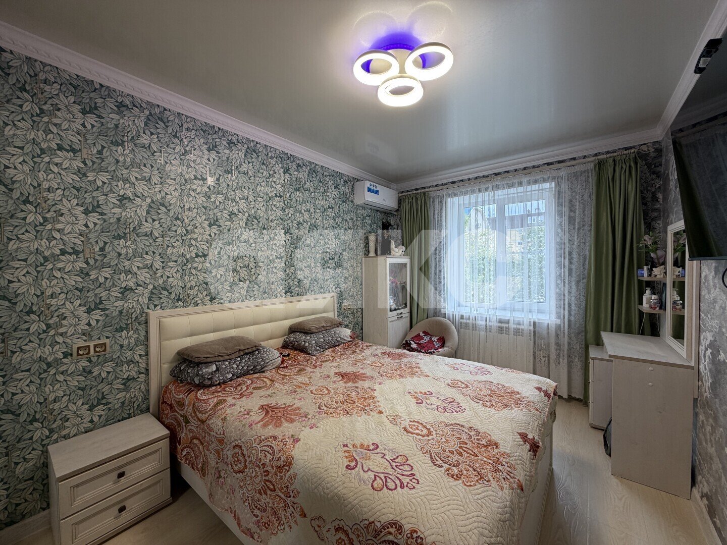 Фото №2: 2-комнатная квартира <span class="whitespace-nowrap">46 м²</span>, <span class="whitespace-nowrap">1/5 эт.</span> - Горячий Ключ, мкр. Администрация, ул. Ленина, 242А