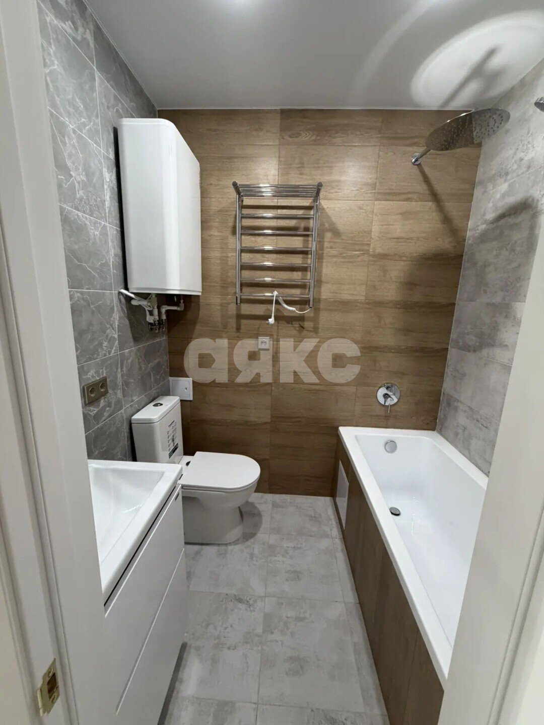 Фото №5: 2-комнатная квартира <span class="whitespace-nowrap">60 м²</span>, <span class="whitespace-nowrap">8/8 эт.</span> - Горячий Ключ, мкр. Администрация, ул. Рябиновая, 2Бк2