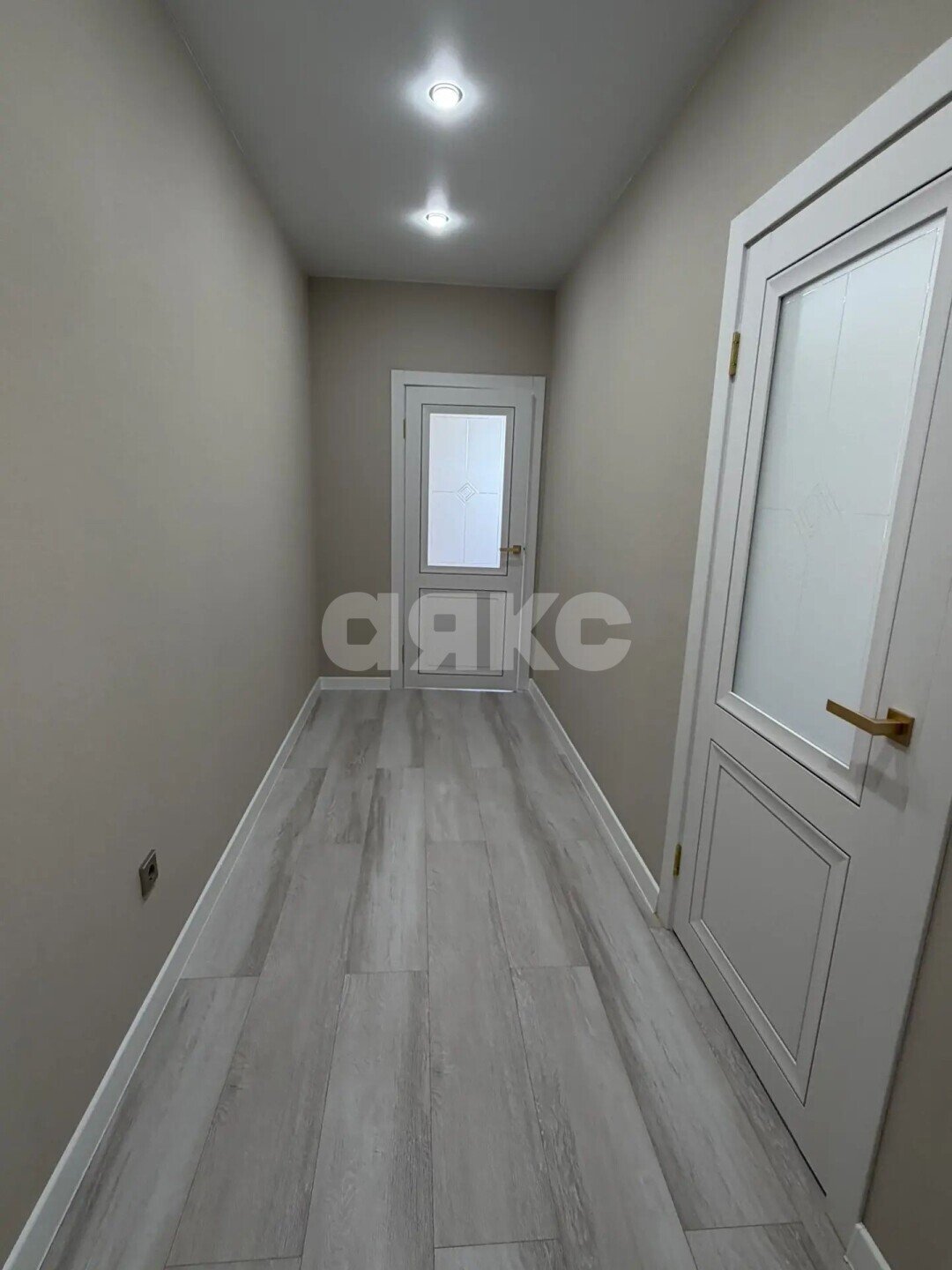 Фото №14: 2-комнатная квартира <span class="whitespace-nowrap">60 м²</span>, <span class="whitespace-nowrap">8/8 эт.</span> - Горячий Ключ, мкр. Администрация, ул. Рябиновая, 2Бк2