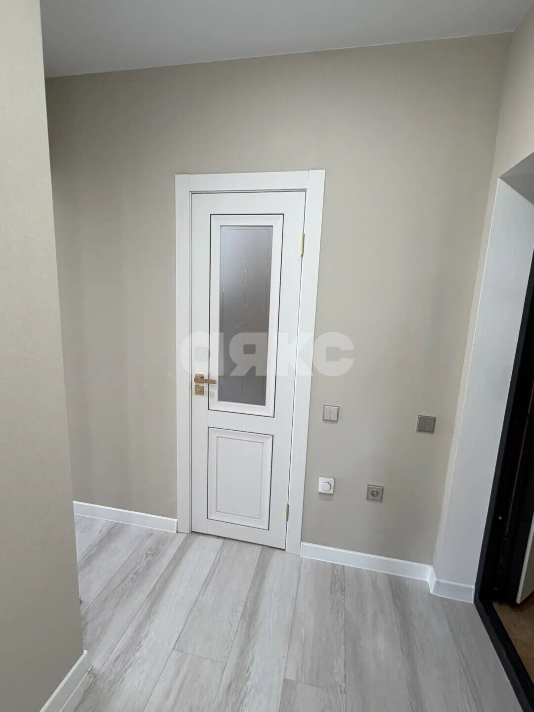 Фото №15: 2-комнатная квартира <span class="whitespace-nowrap">60 м²</span>, <span class="whitespace-nowrap">8/8 эт.</span> - Горячий Ключ, мкр. Администрация, ул. Рябиновая, 2Бк2