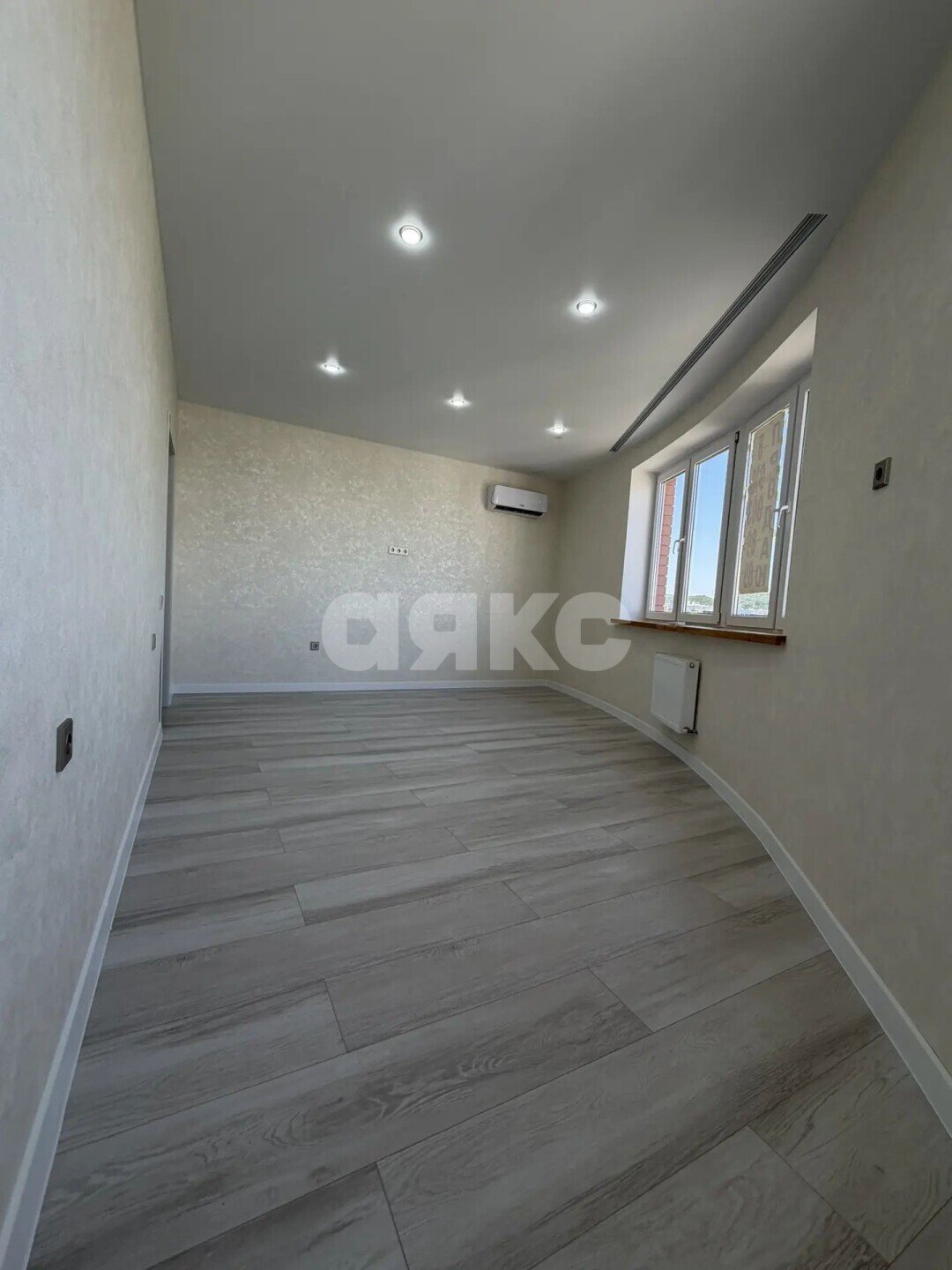 Фото №17: 2-комнатная квартира <span class="whitespace-nowrap">60 м²</span>, <span class="whitespace-nowrap">8/8 эт.</span> - Горячий Ключ, мкр. Администрация, ул. Рябиновая, 2Бк2