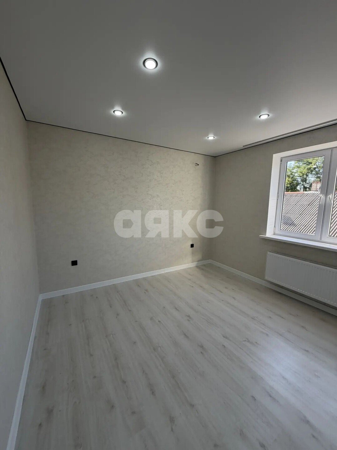 Фото №15: 2-комнатная квартира <span class="whitespace-nowrap">54 м²</span>, <span class="whitespace-nowrap">3/10 эт.</span> - Горячий Ключ, мкр. Курортная Зона, ул. Ленина, 147А