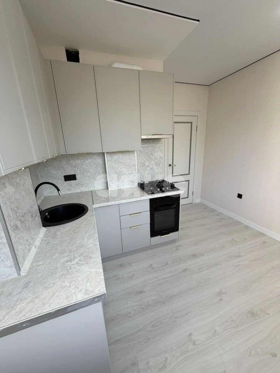 Фото №4: 2-комнатная квартира <span class="whitespace-nowrap">54 м²</span>, <span class="whitespace-nowrap">3/10 эт.</span> - Горячий Ключ, мкр. Курортная Зона, ул. Ленина, 147А