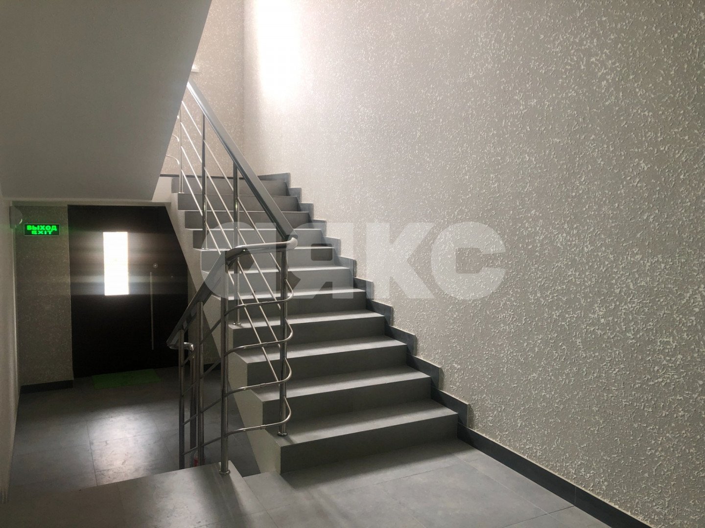 Фото №5: 2-комнатная квартира <span class="whitespace-nowrap">75 м²</span>, <span class="whitespace-nowrap">1/4 эт.</span> - Горячий Ключ, Администрация, с. коттеджный посёлок Царское, ул. Владимирская, 20