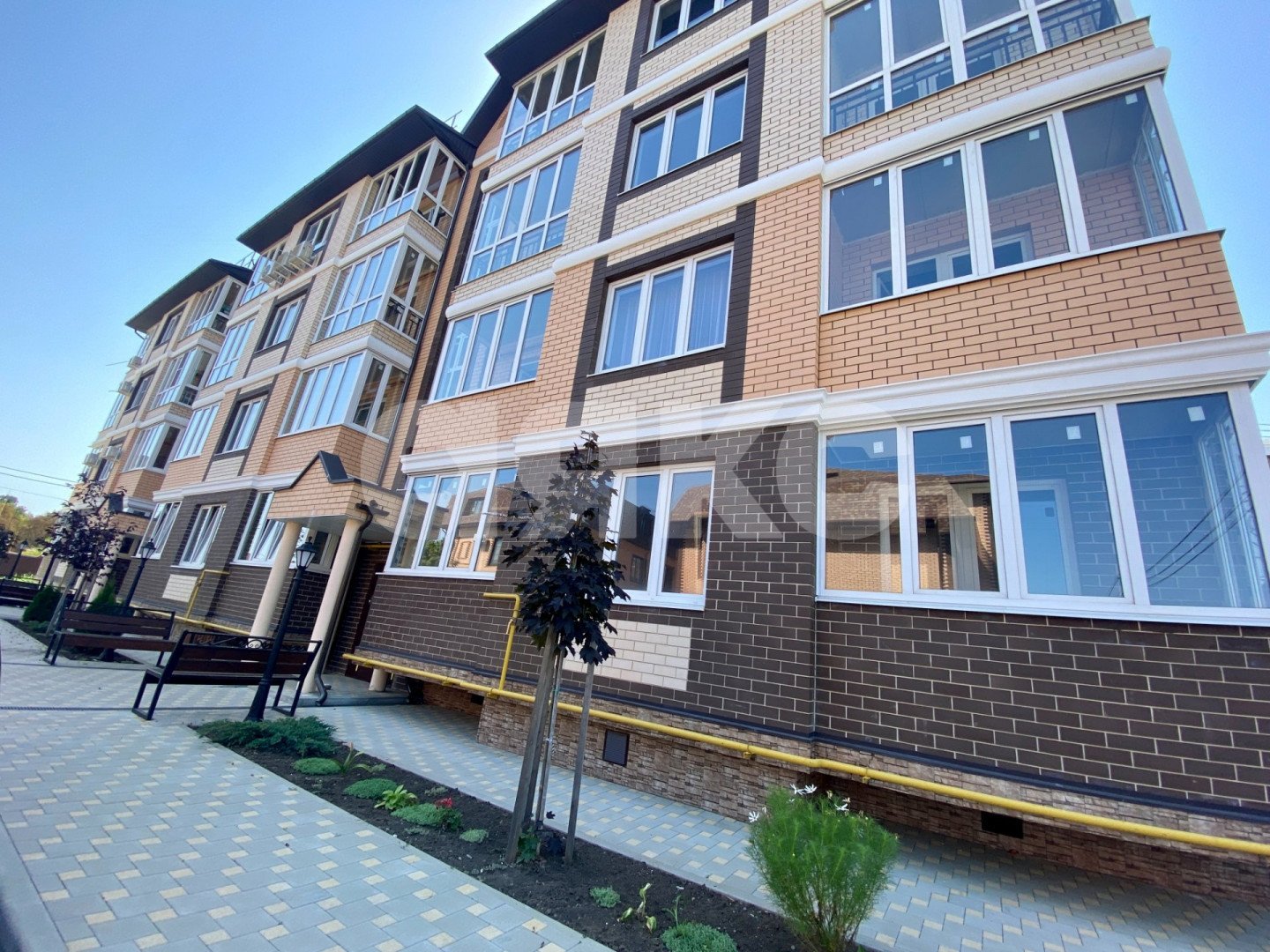 Фото №19: 2-комнатная квартира <span class="whitespace-nowrap">75 м²</span>, <span class="whitespace-nowrap">1/4 эт.</span> - Горячий Ключ, Администрация, с. коттеджный посёлок Царское, ул. Владимирская, 20