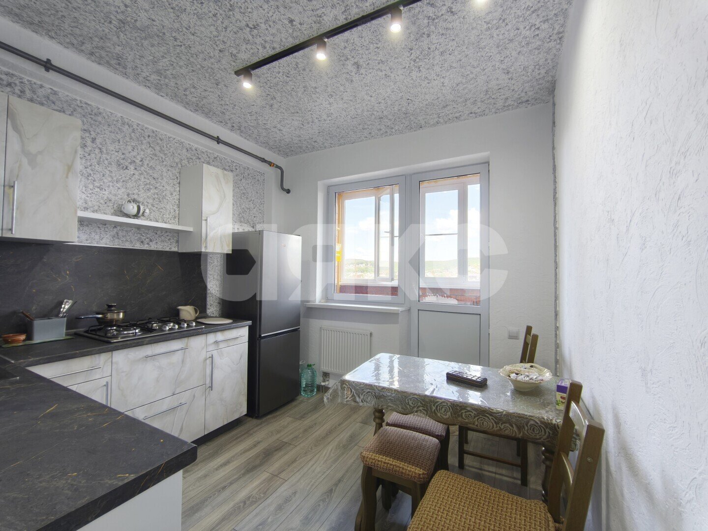 Фото №9: 1-комнатная квартира <span class="whitespace-nowrap">39 м²</span>, <span class="whitespace-nowrap">6/10 эт.</span> - Горячий Ключ, мкр. Курортная Зона, ул. Ленина, 147А