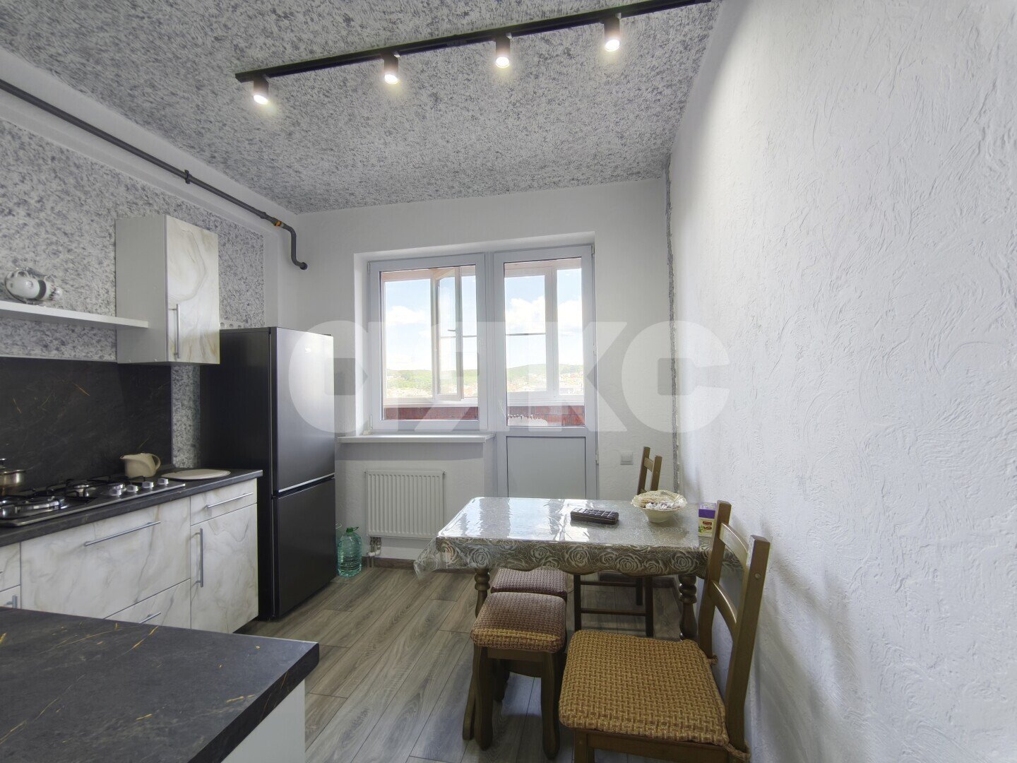 Фото №7: 1-комнатная квартира <span class="whitespace-nowrap">39 м²</span>, <span class="whitespace-nowrap">6/10 эт.</span> - Горячий Ключ, мкр. Курортная Зона, ул. Ленина, 147А