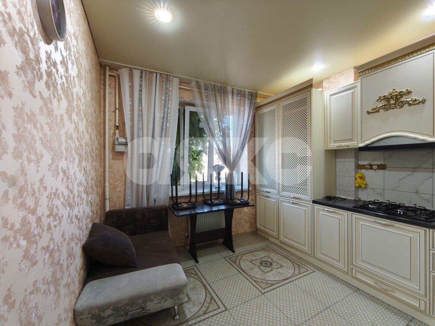 Фото №1: 1-комнатная квартира <span class="whitespace-nowrap">40 м²</span>, <span class="whitespace-nowrap">3/4 эт.</span> - Горячий Ключ, мкр. Развилка, ул. Ярославского, 146Ек11