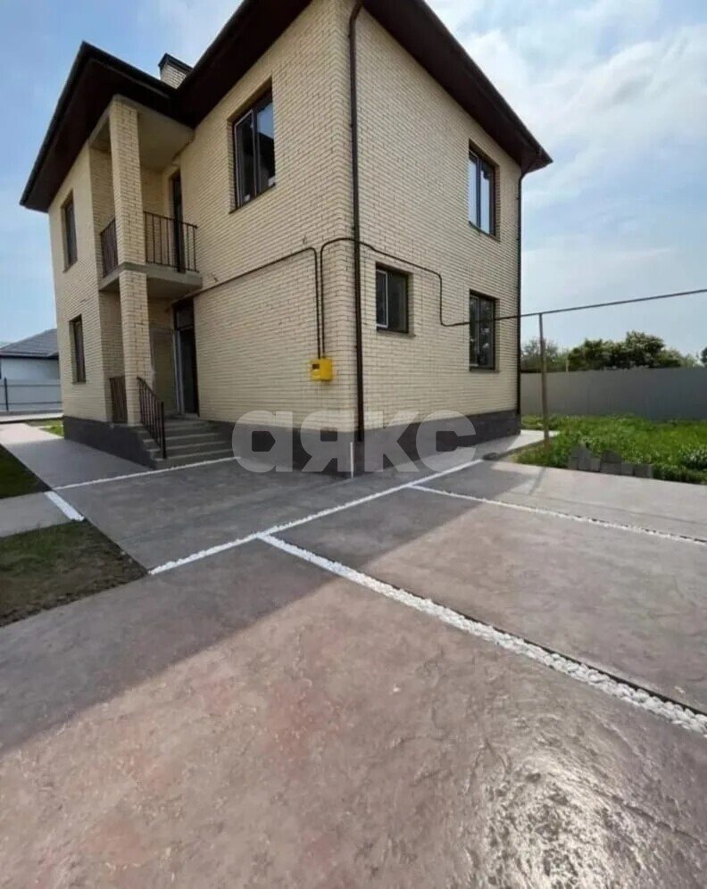 Фото №26: Дом <span class="whitespace-nowrap">150 м²</span> <span class="whitespace-nowrap">+ 5 сот.</span>, <span class="whitespace-nowrap">2 эт.</span> - Анапа, мкр. Алексеевка, ул. Ленинградская, 113