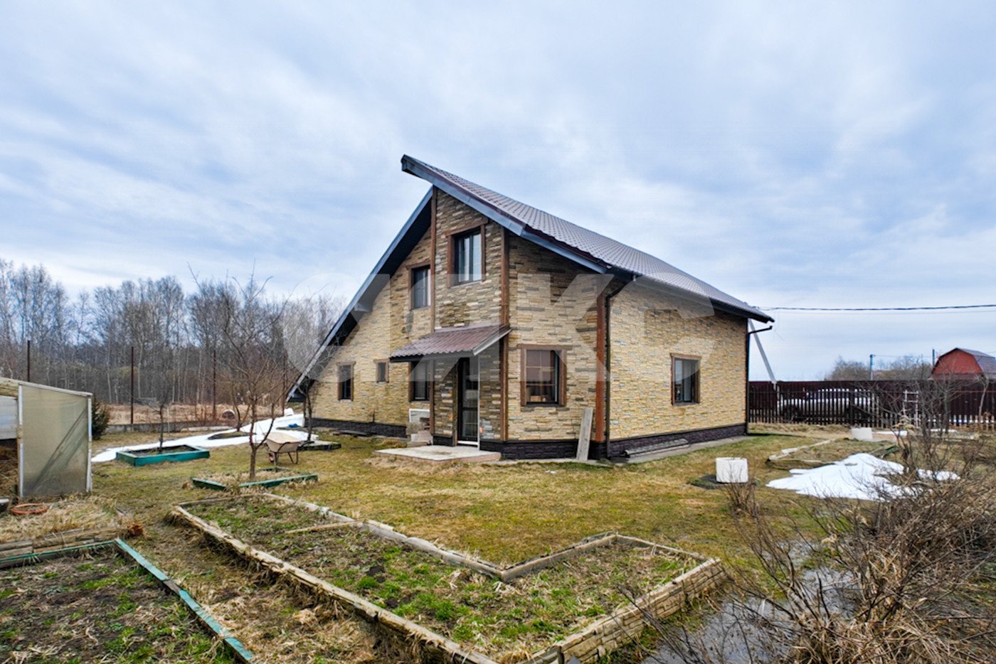 Фото №5: Дом <span class="whitespace-nowrap">180 м²</span> <span class="whitespace-nowrap">+ 7 сот.</span>, <span class="whitespace-nowrap">2 эт.</span> - КП Лосиный парк-2, ул. Спокойная, 580