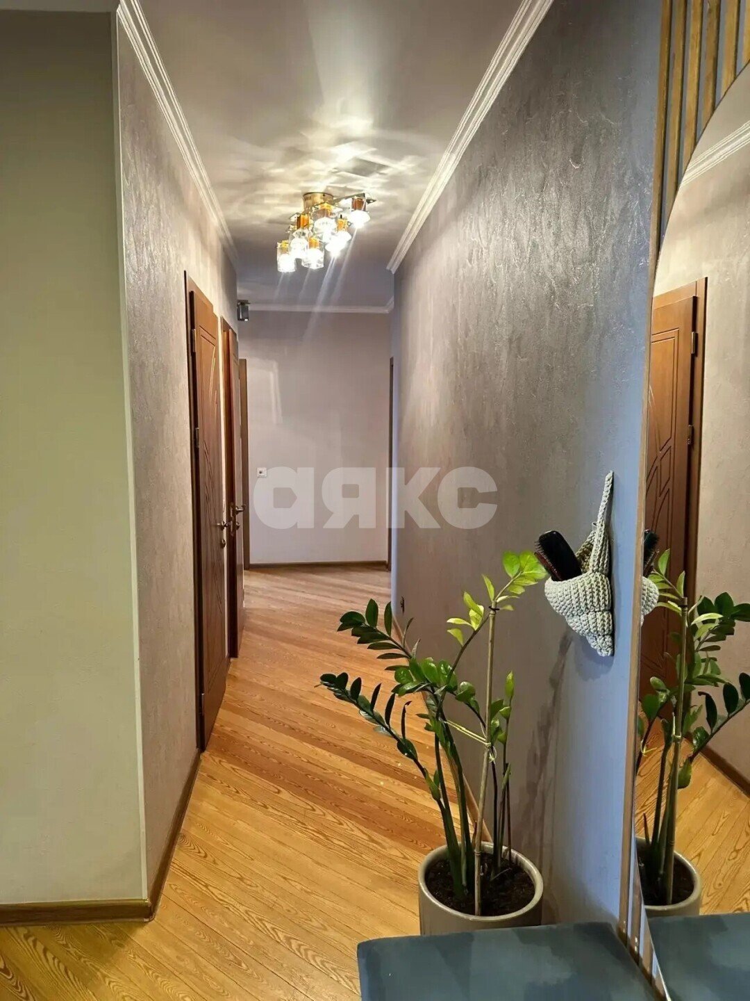 Фото №3: 3-комнатная квартира <span class="whitespace-nowrap">105 м²</span>, <span class="whitespace-nowrap">3/9 эт.</span> - Анапа, мкр. 3А, ул. Омелькова, 21