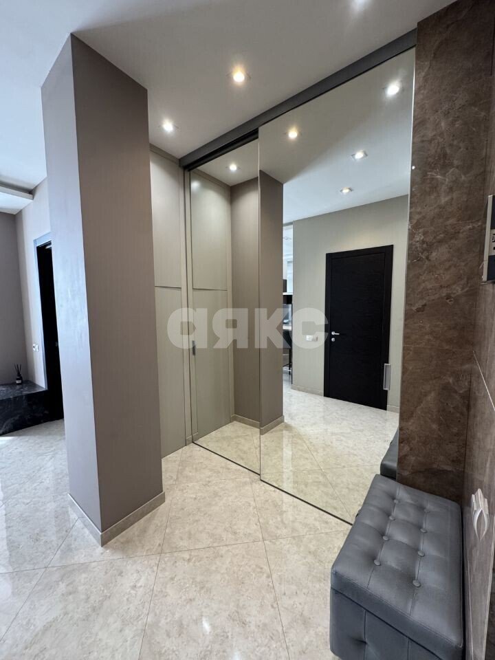 Фото №7: 1-комнатная квартира <span class="whitespace-nowrap">52 м²</span>, <span class="whitespace-nowrap">18/21 эт.</span> - Москва, ул. Мосфильмовская, 88к2с7