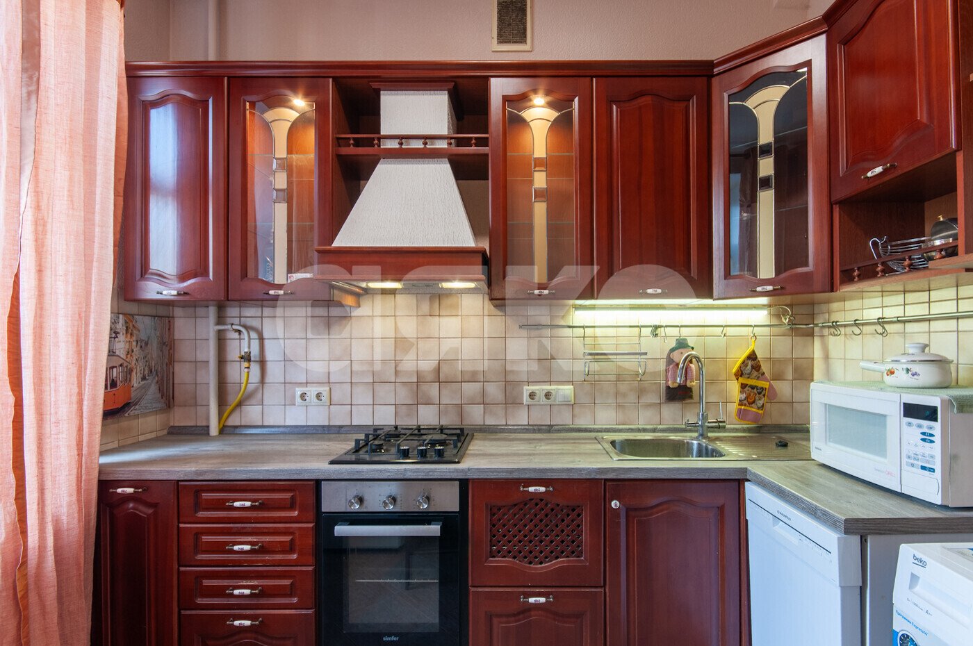 Фото №2: 3-комнатная квартира <span class="whitespace-nowrap">65 м²</span>, <span class="whitespace-nowrap">3/10 эт.</span> - Москва, ул. Красноармейская, 21