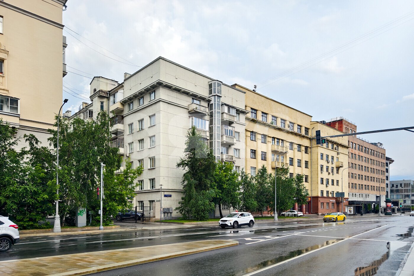 Фото №3: 3-комнатная квартира <span class="whitespace-nowrap">56 м²</span>, <span class="whitespace-nowrap">4/6 эт.</span> - Москва, ул. Новослободская, 73к3
