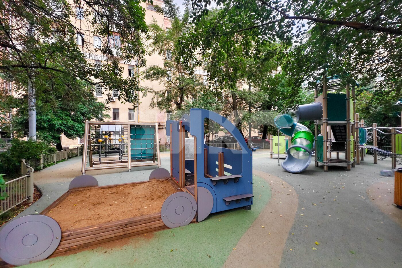 Фото №44: 3-комнатная квартира <span class="whitespace-nowrap">56 м²</span>, <span class="whitespace-nowrap">4/6 эт.</span> - Москва, ул. Новослободская, 73к3