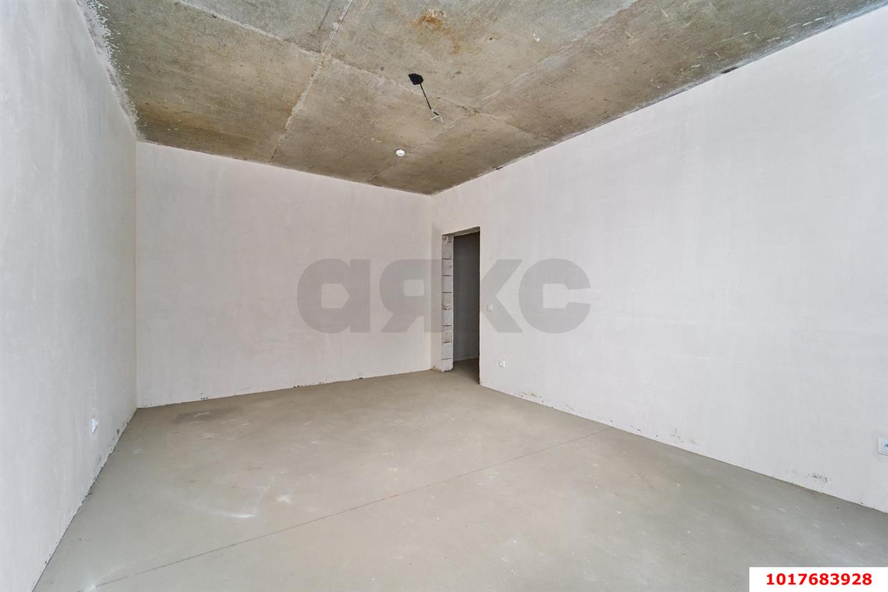 Фото №2: 2-комнатная квартира <span class="whitespace-nowrap">63 м²</span>, <span class="whitespace-nowrap">9/12 эт.</span> - Краснодар, Прикубанский внутригородской округ, Славянский, мкр. Светлоград, ул. Красных Партизан, 1/4к7